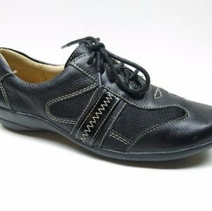 Naturalizer Oxford Sneaker